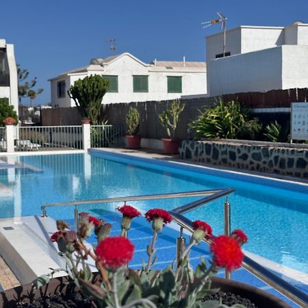 Апартаменты Casa Ana Puerto Del Carmen Тиас Экстерьер фото