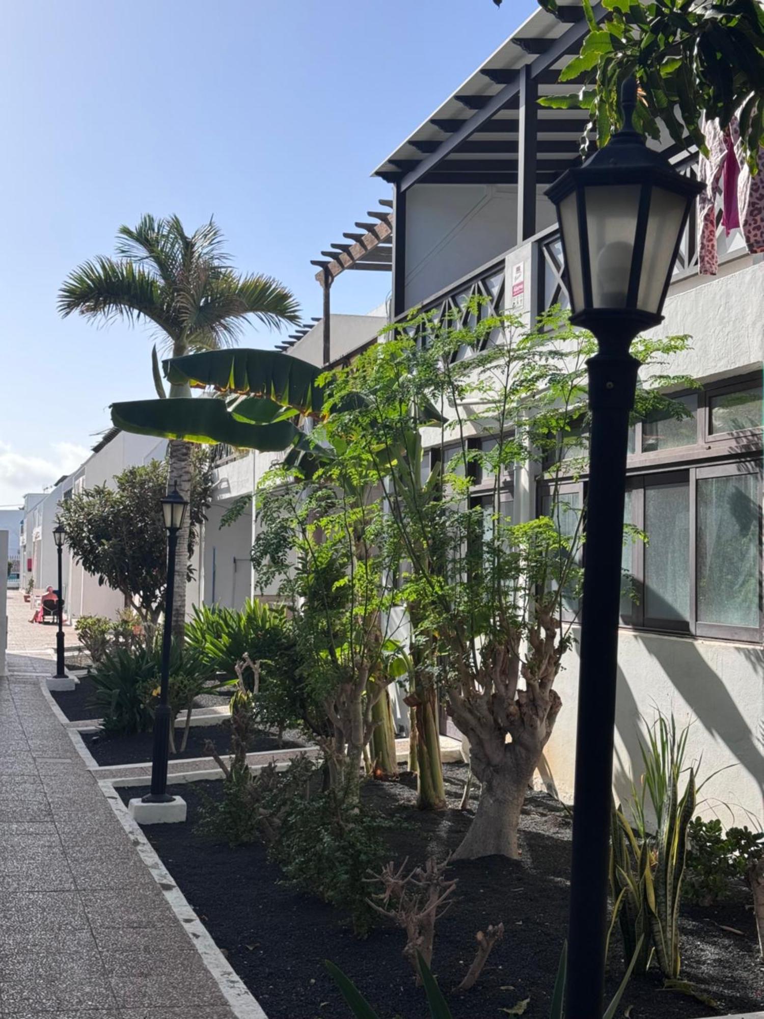 Апартаменты Casa Ana Puerto Del Carmen Тиас Экстерьер фото